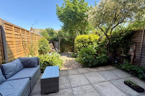 undefined, The Beeches, Ash Vale