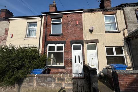 2 bedroom terraced house to rent, Macclesfield Street, Stoke-on-Trent