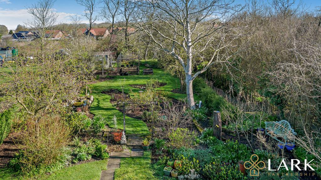 8682638-exterior WM16-800