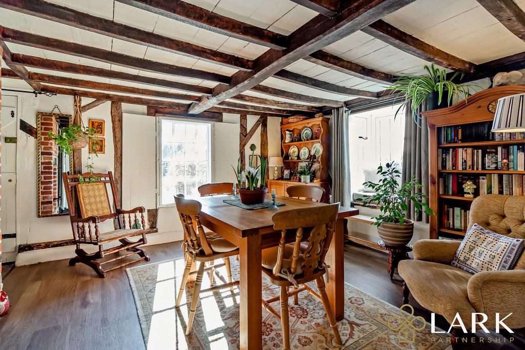 8682638-interior WM01-800