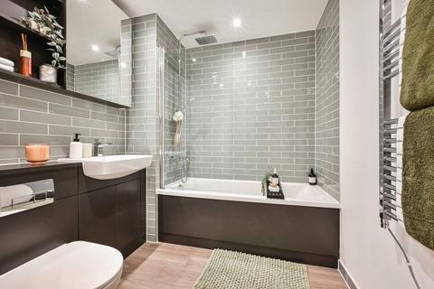 2 bedroom apartment to rent, Parkside Avenue, London SE10