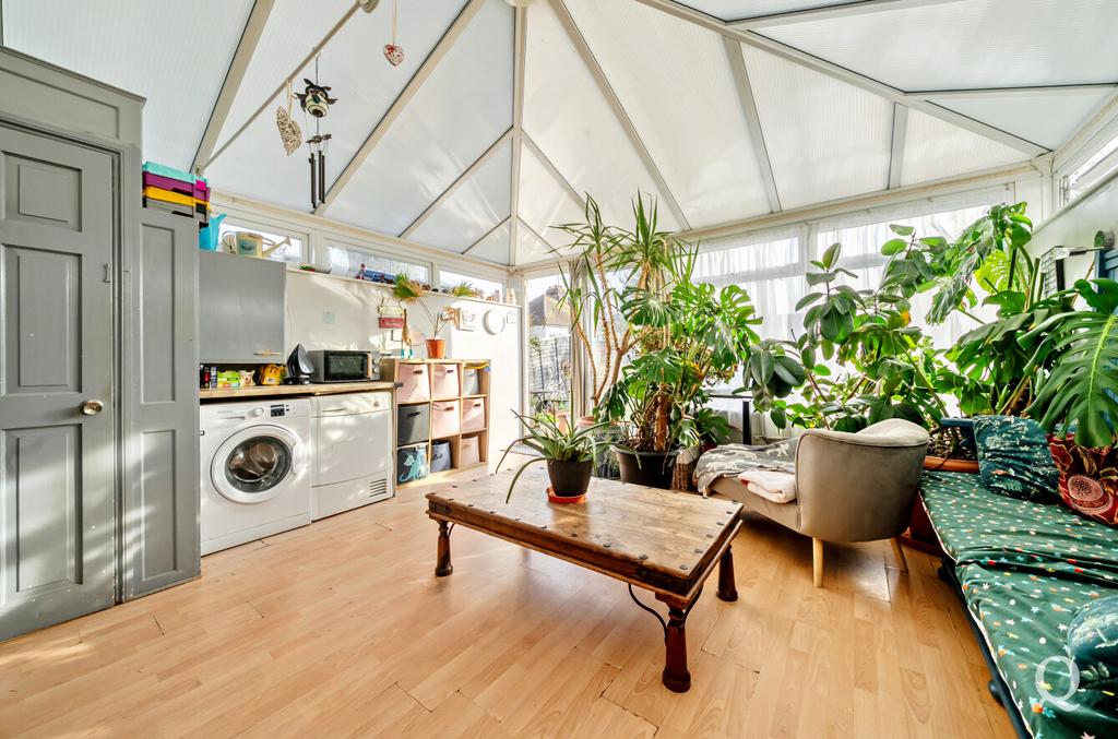 40cfcc4d-e94a-42b...