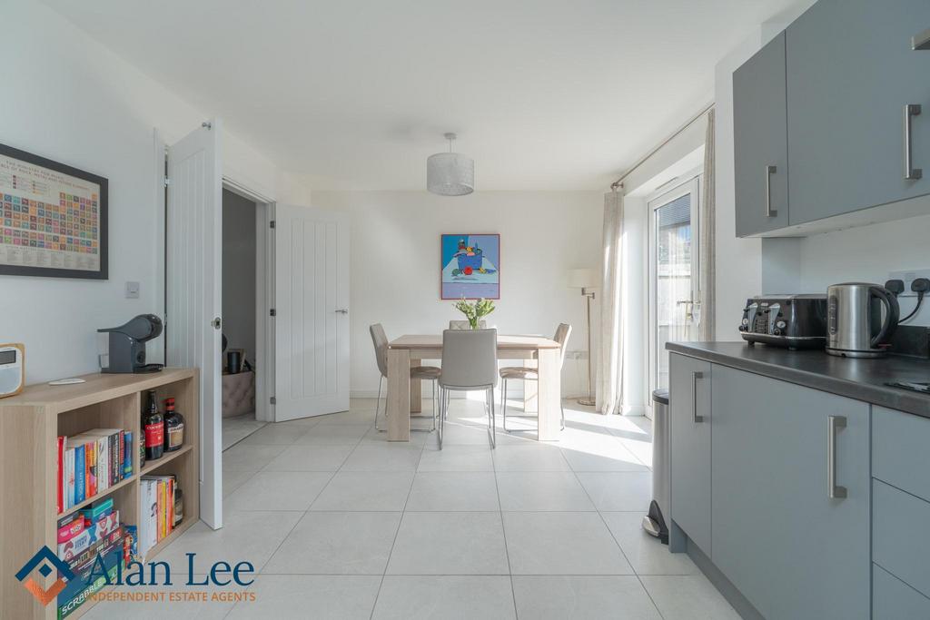 Dining Kitchen