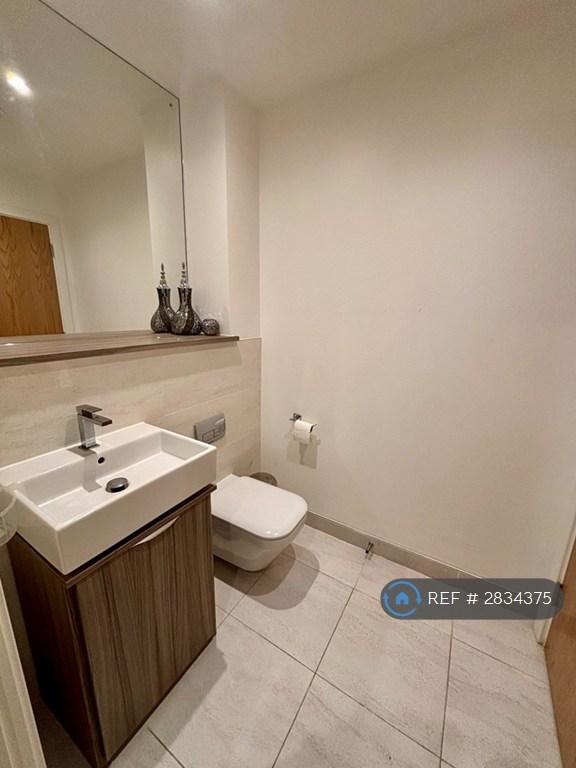 Ground Floor Wc