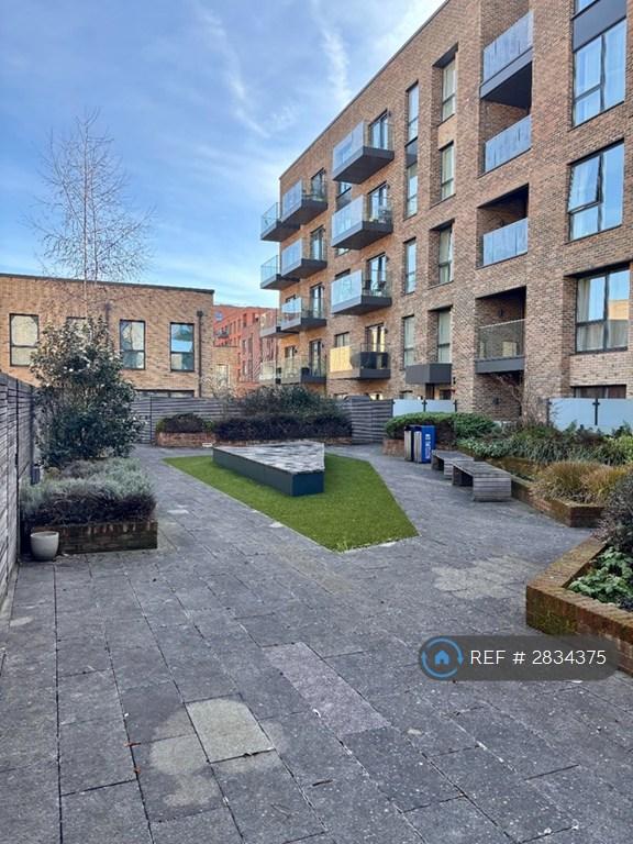 Shared Terrace (Restricted Access)