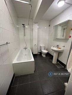 3 bedroom flat to rent, Alkham Road, London, N16