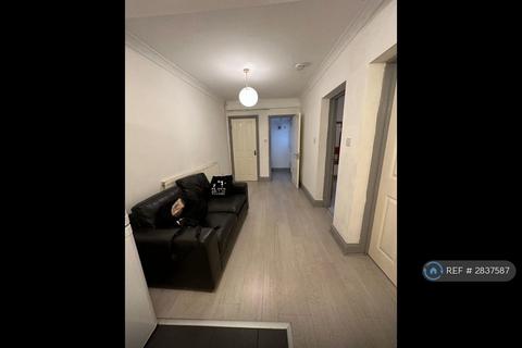 3 bedroom flat to rent, Alkham Road, London, N16