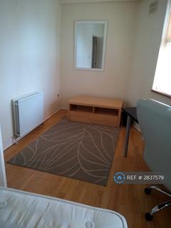 1 bedroom in a flat share to rent, Lillie Road - Second Floor, London, SW6