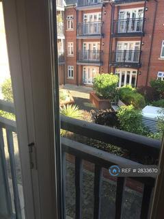 1 bedroom flat to rent, Leret Way, Leatherhead, KT22