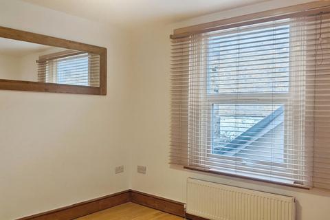 undefined, Manor Road, WALLINGTON