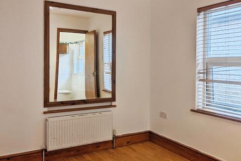 undefined, Manor Road, WALLINGTON