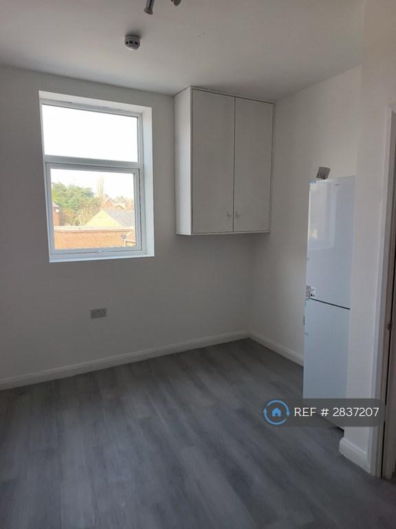 Flat c Living Room