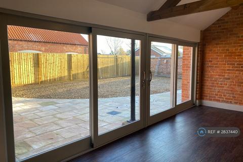 undefined, West Hill Court, Walcott, Lincoln, LN4