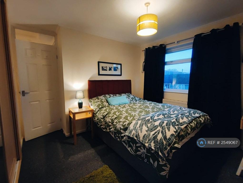 Large Double Front Room