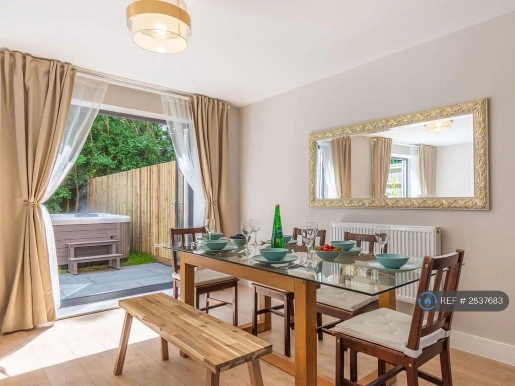 Dining Area 2