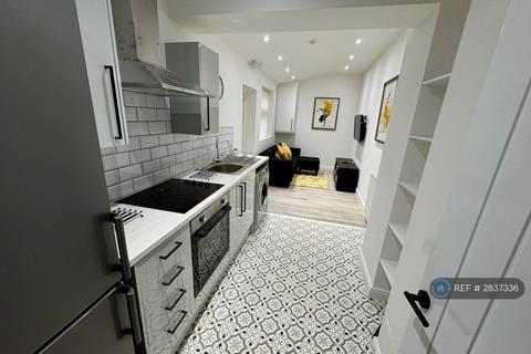 undefined, Frodsham St, Birkenhead, CH41