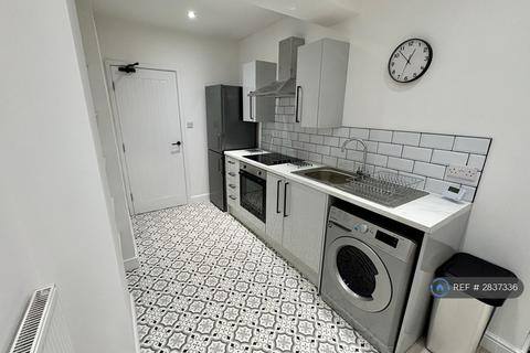 undefined, Frodsham St, Birkenhead, CH41