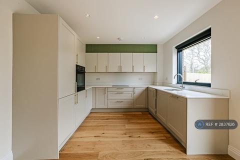 undefined, Medland Close, Cranleigh, GU6