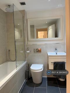 1 bedroom flat to rent, Turner Close, London, SW9