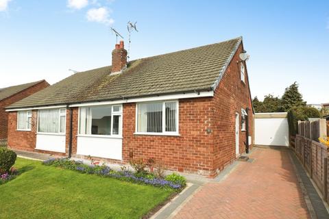 2 bedroom bungalow for sale, Holmlea Drive, CREWE, Cheshire, CW1