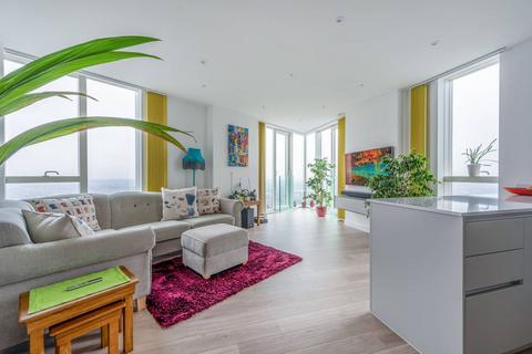 3 bedroom flat for sale, Saffron Central Square, Croydon, CR0