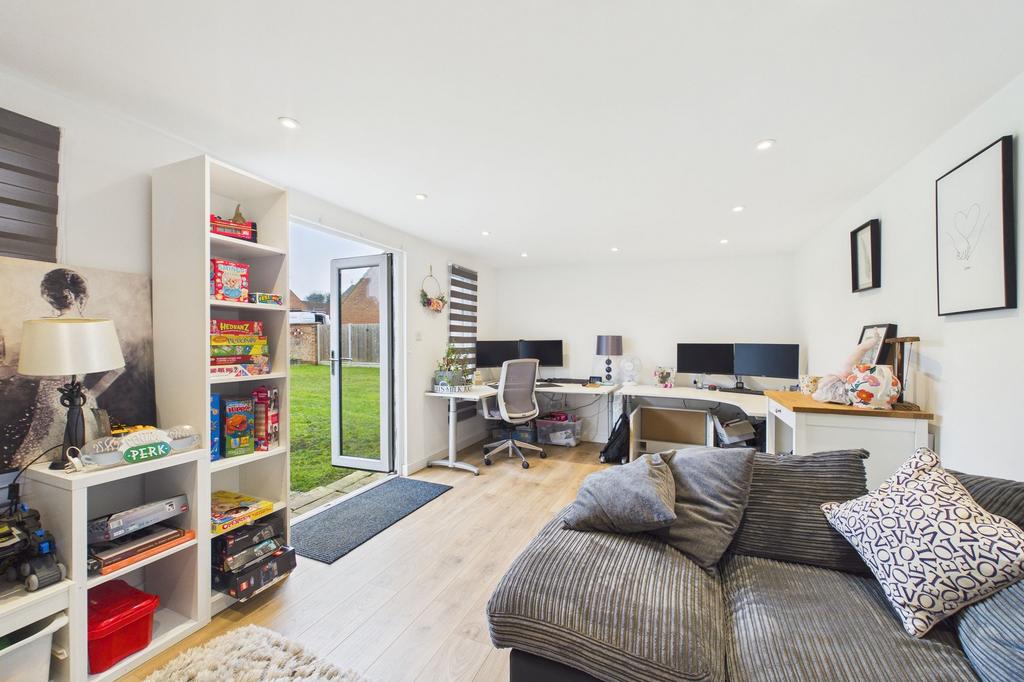 Summerhouse / Office