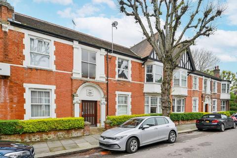 undefined, Northcote Avenue, Ealing Broadway, London, W5