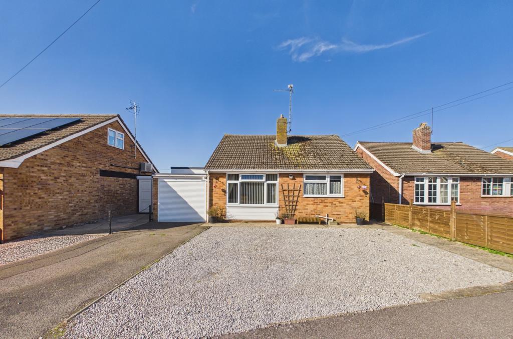 Ewe Move Spalding - Chaucers Way - Driveway