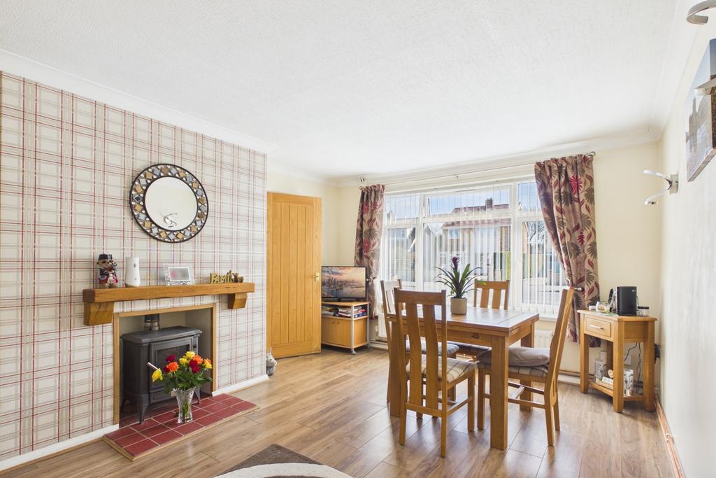 Ewe Move Spalding - Chaucers Way - Dining Room
