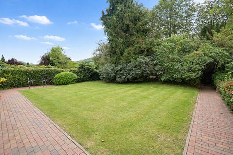 undefined, London Road, Buckinghamshire HP11