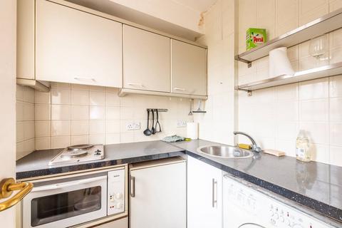 Studio to rent, Sloane Avenue, Chelsea, London, SW3