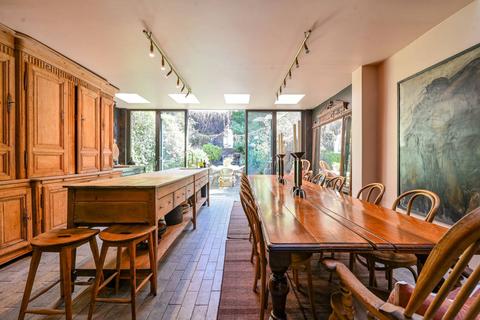 5 bedroom terraced house for sale, Frithville Gardens, Shepherd's Bush, London, W12