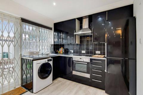 undefined, Salisbury Avenue, Barking, IG11