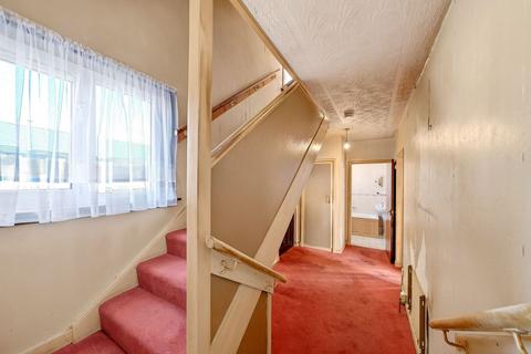 3 bedroom end of terrace house for sale, Hallglen Terrace, Glen Village, FK1