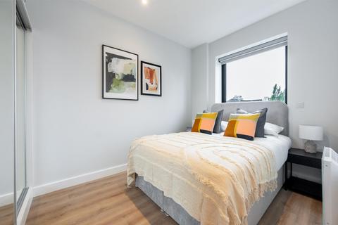 2 bedroom flat to rent, Clay, Salford Quays, M50