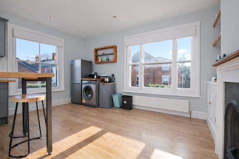 1 bedroom apartment to rent, Cooper Road, Guildford, Surrey, GU1