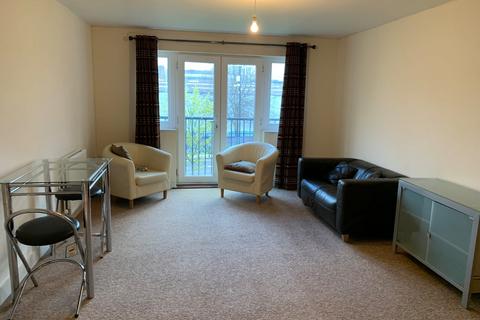 2 bedroom terraced house to rent, West Thamesmead, London, London, SE28