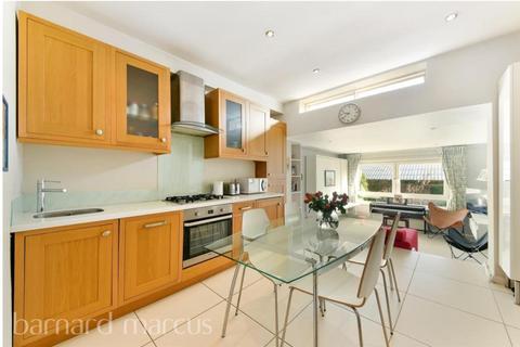 1 bedroom flat to rent, Ennismore Avenue, Chiswick, London