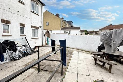 1 bedroom house to rent, Lodge 98 Causeway, Bristol BS16