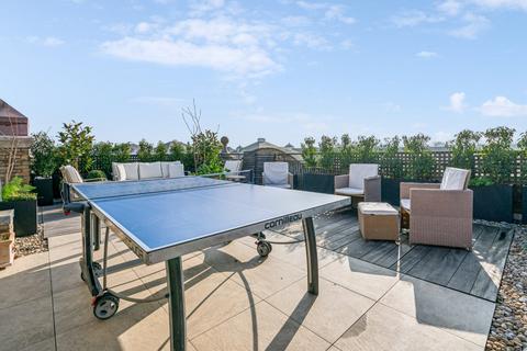 3 bedroom flat for sale, Keble Place, Barnes, London