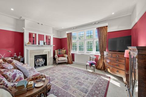 6 bedroom semi-detached house for sale, Hertford Avenue, East Sheen, London