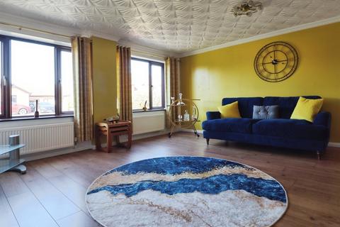 3 bedroom detached house for sale, Beech Grove, PORTHCAWL