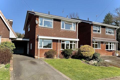 undefined, Larkswood Drive, SEDGLEY, DY3 3UQ