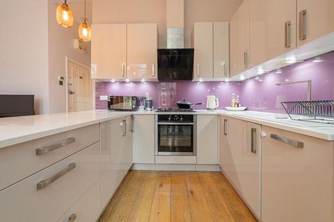 2 bedroom apartment for sale, Marylands Road, - ROOF TERRACE