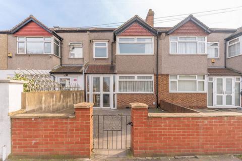3 bedroom maisonette to rent, Rowan Road,, Streatham Vale, London, SW16