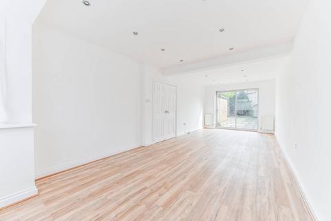 3 bedroom maisonette to rent, Rowan Road,, Streatham Vale, London, SW16