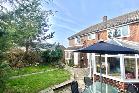 4 bedroom semi-detached house for sale, Dunham Road, Leftwich