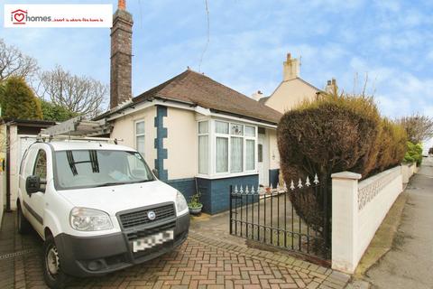 2 bedroom bungalow for sale, Hednesford Road, Brownhills West, Walsall