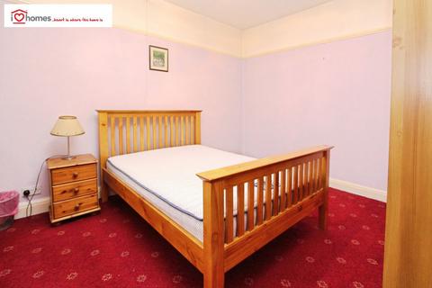 2 bedroom bungalow for sale, Hednesford Road, Brownhills West, Walsall