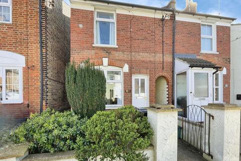 2 bedroom house for sale, North Road, Brightlingsea, CO7